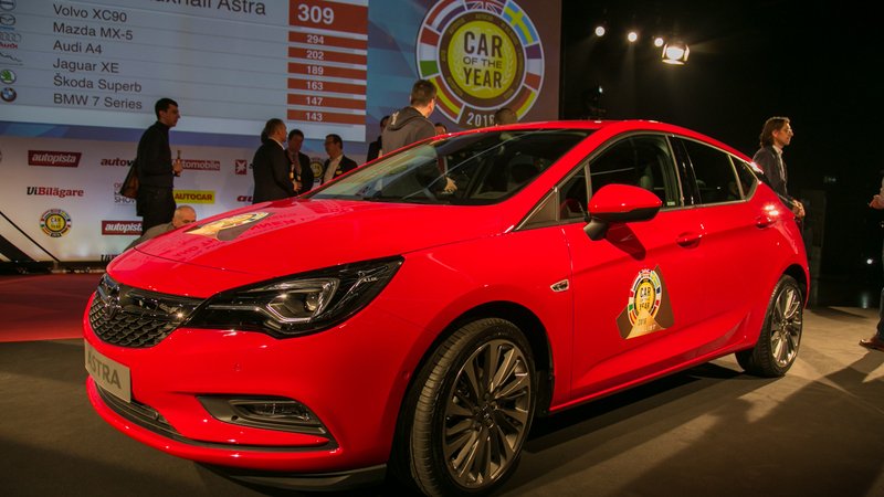 Opel Astra &egrave; Auto dell&#039;Anno 2016 [Video]
