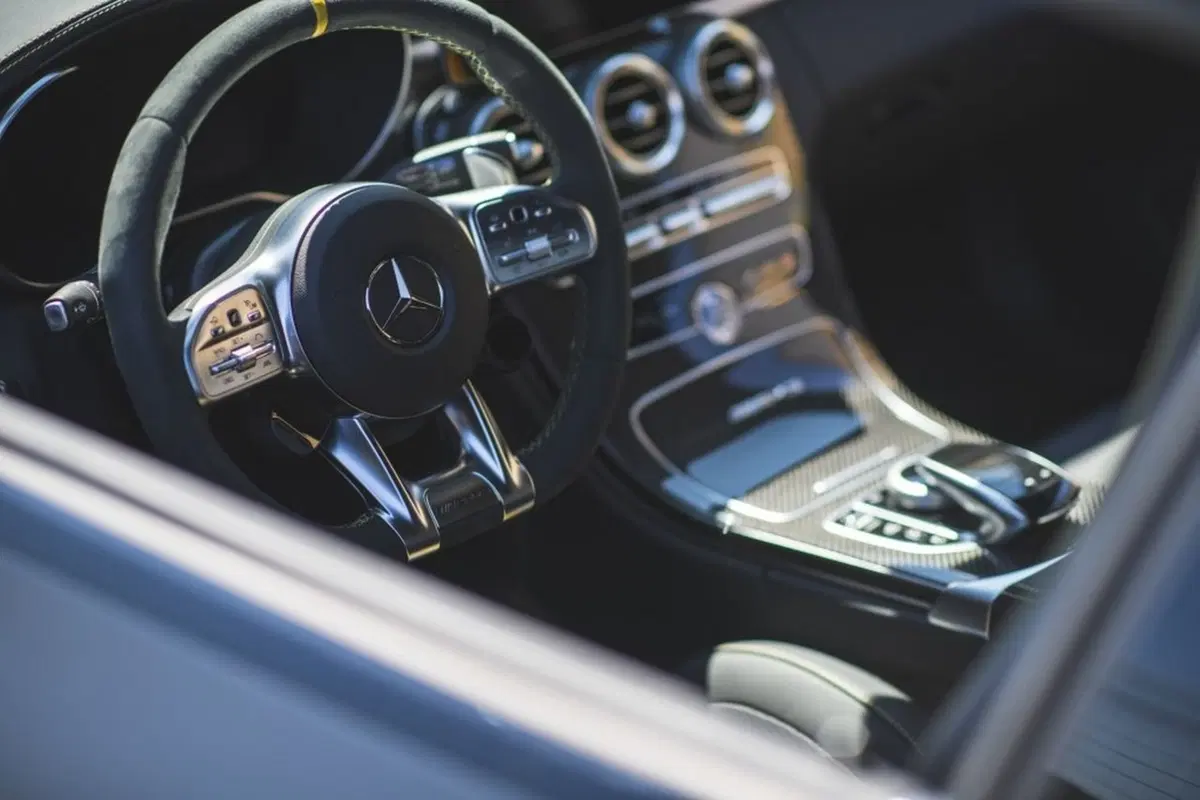 Mercedes-AMG C 63 S 2018, mostro da 510 CV [Video] (16)