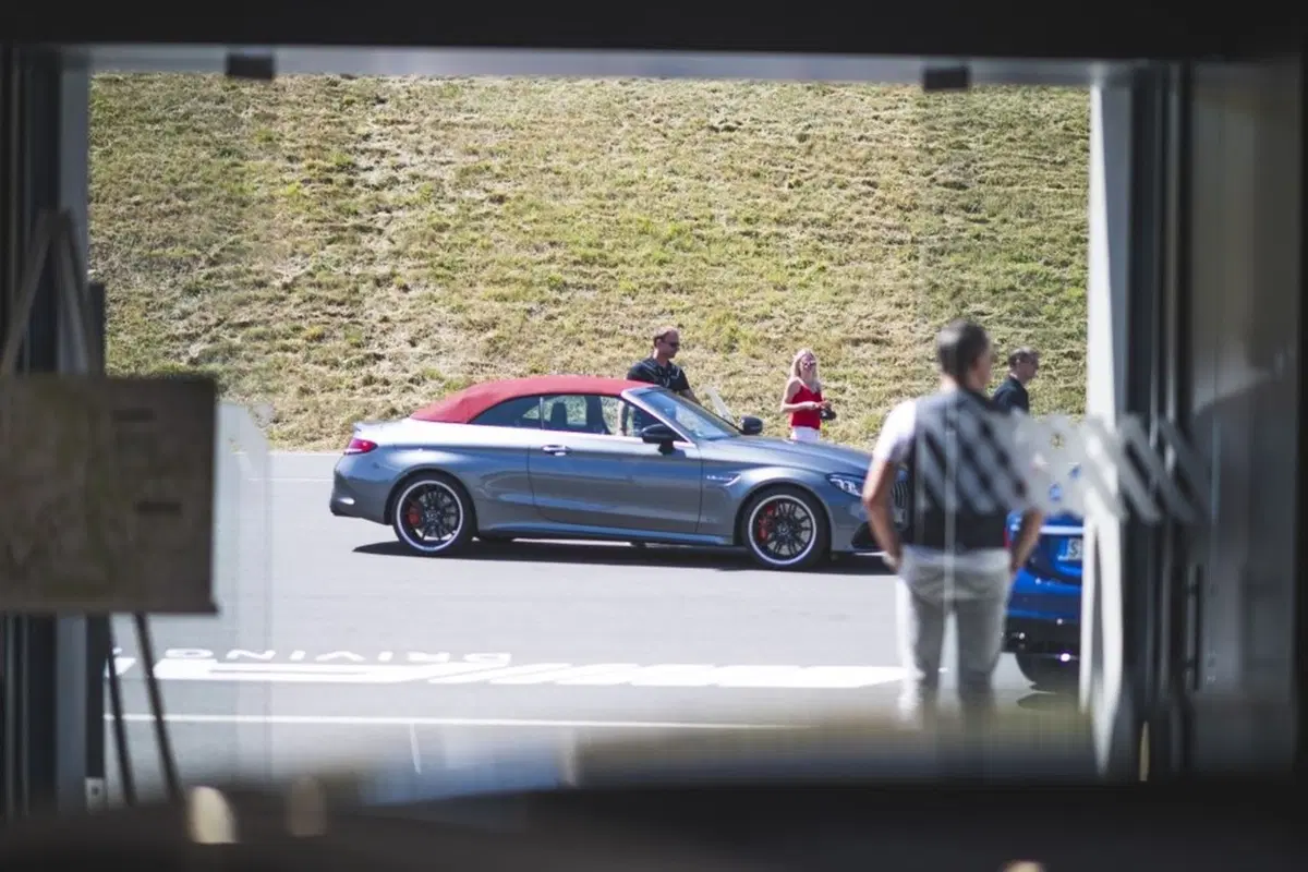 Mercedes-AMG C 63 S 2018, mostro da 510 CV [Video] (18)
