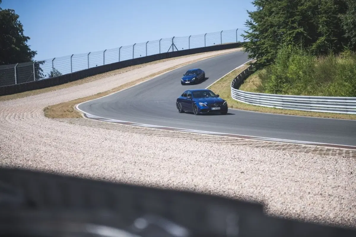 Mercedes-AMG C 63 S 2018, mostro da 510 CV [Video] (28)