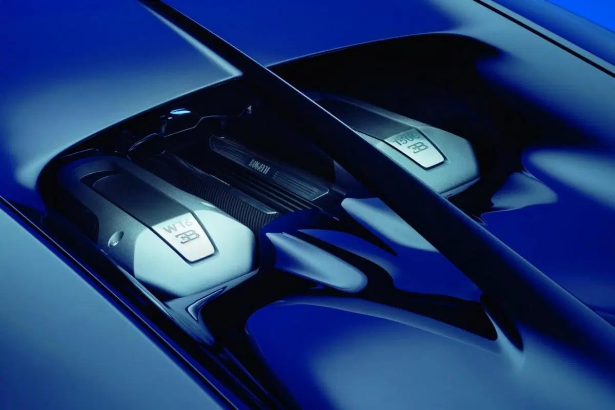 Bugatti Chiron, ecco la hypercar da 420 km/h (20)