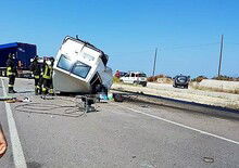 Incidenti, Furgone contro Tir in Puglia: 12 morti