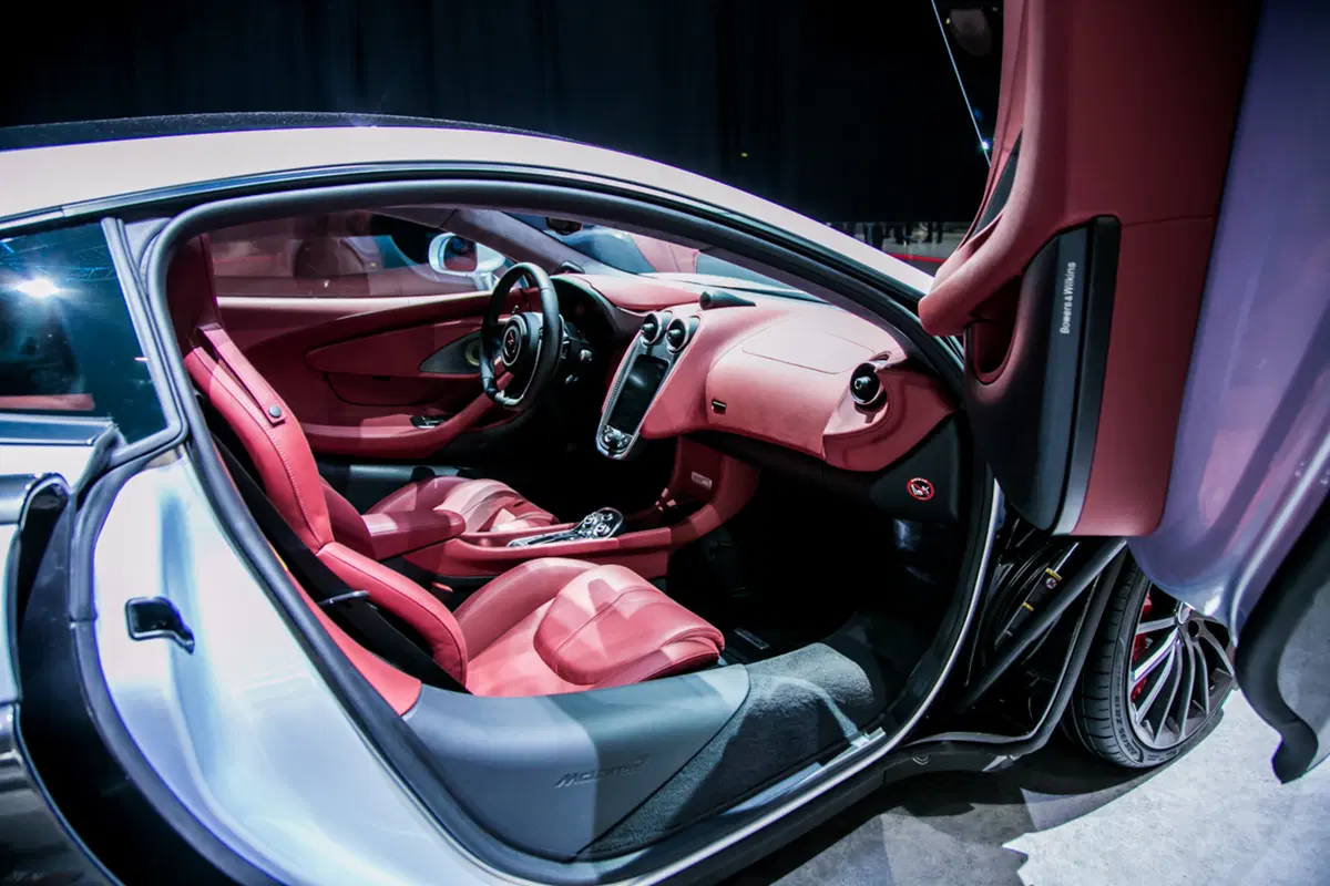 McLaren al Salone di Ginevra 2016 (32)