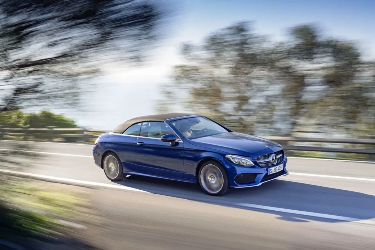 Mercedes Classe C Cabriolet, open premium (2)