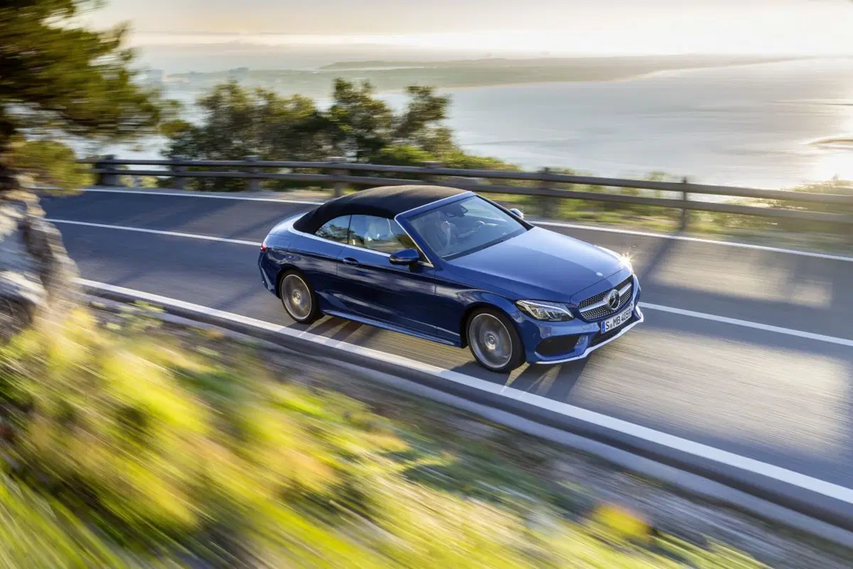 Mercedes Classe C Cabriolet, open premium (3)