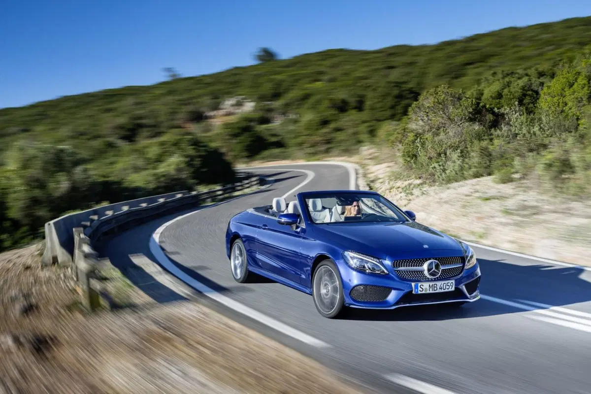 Mercedes Classe C Cabriolet, open premium (4)