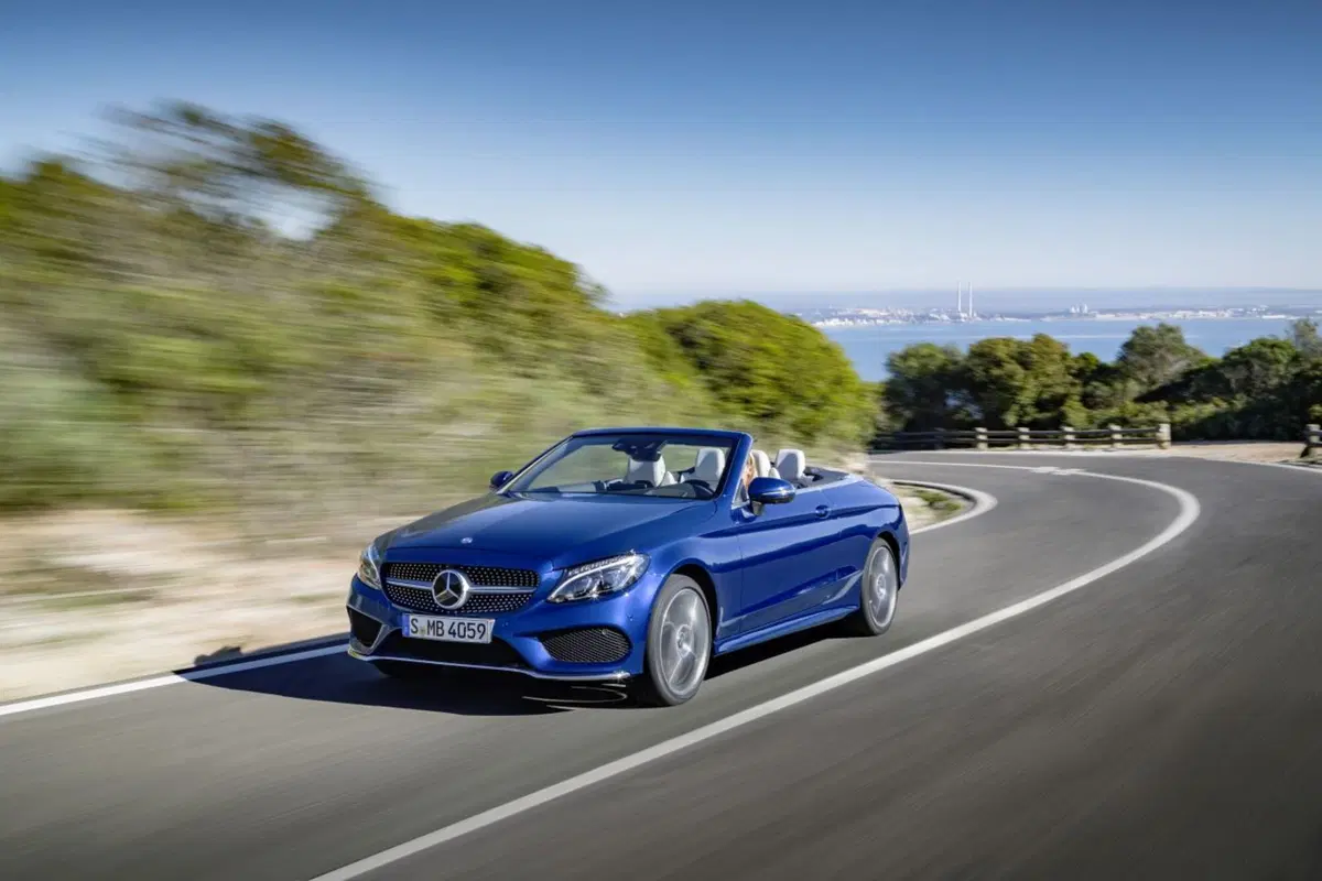 Mercedes Classe C Cabriolet, open premium (5)