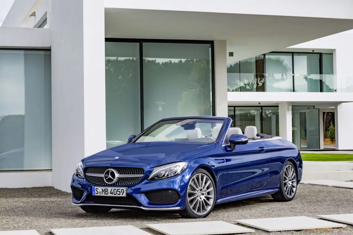Mercedes Classe C Cabriolet, open premium (11)