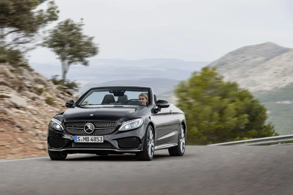Mercedes Classe C Cabriolet, open premium (31)