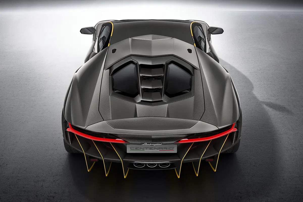 Lamborghini Centenario, per i 100 anni di Ferruccio (5)
