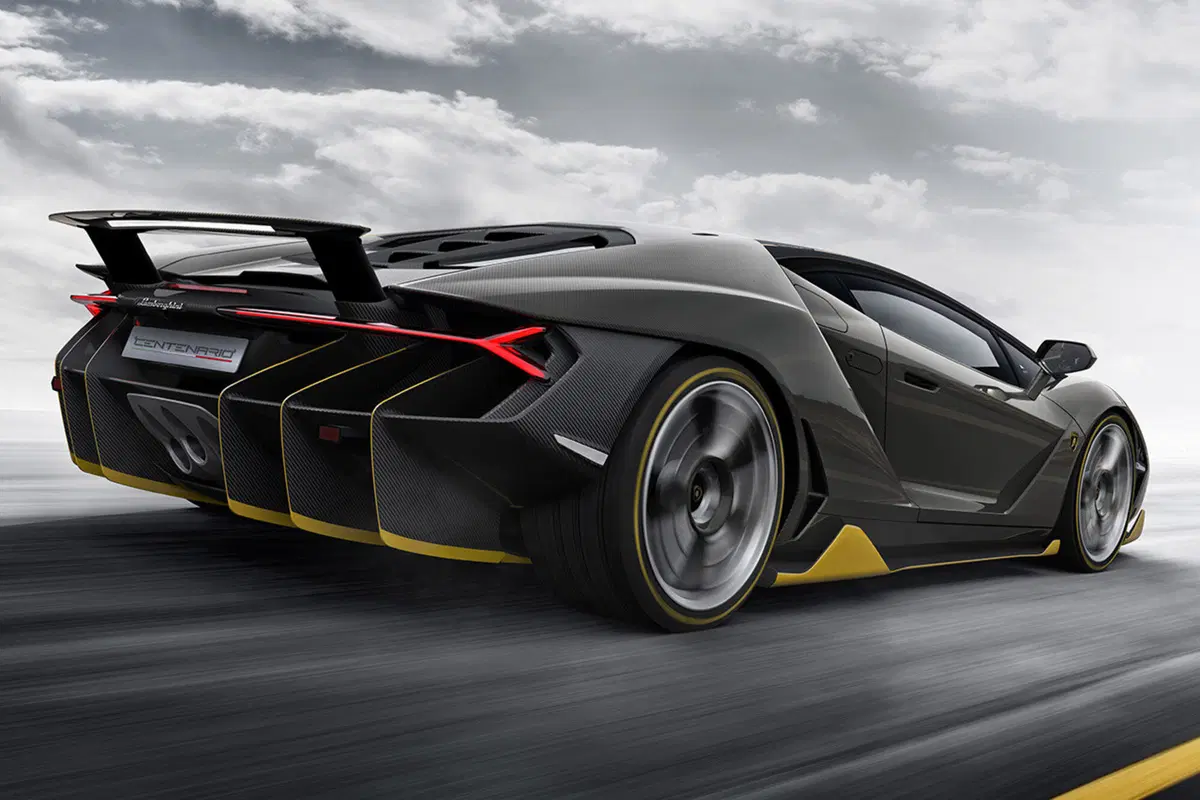 Lamborghini Centenario, per i 100 anni di Ferruccio (2)