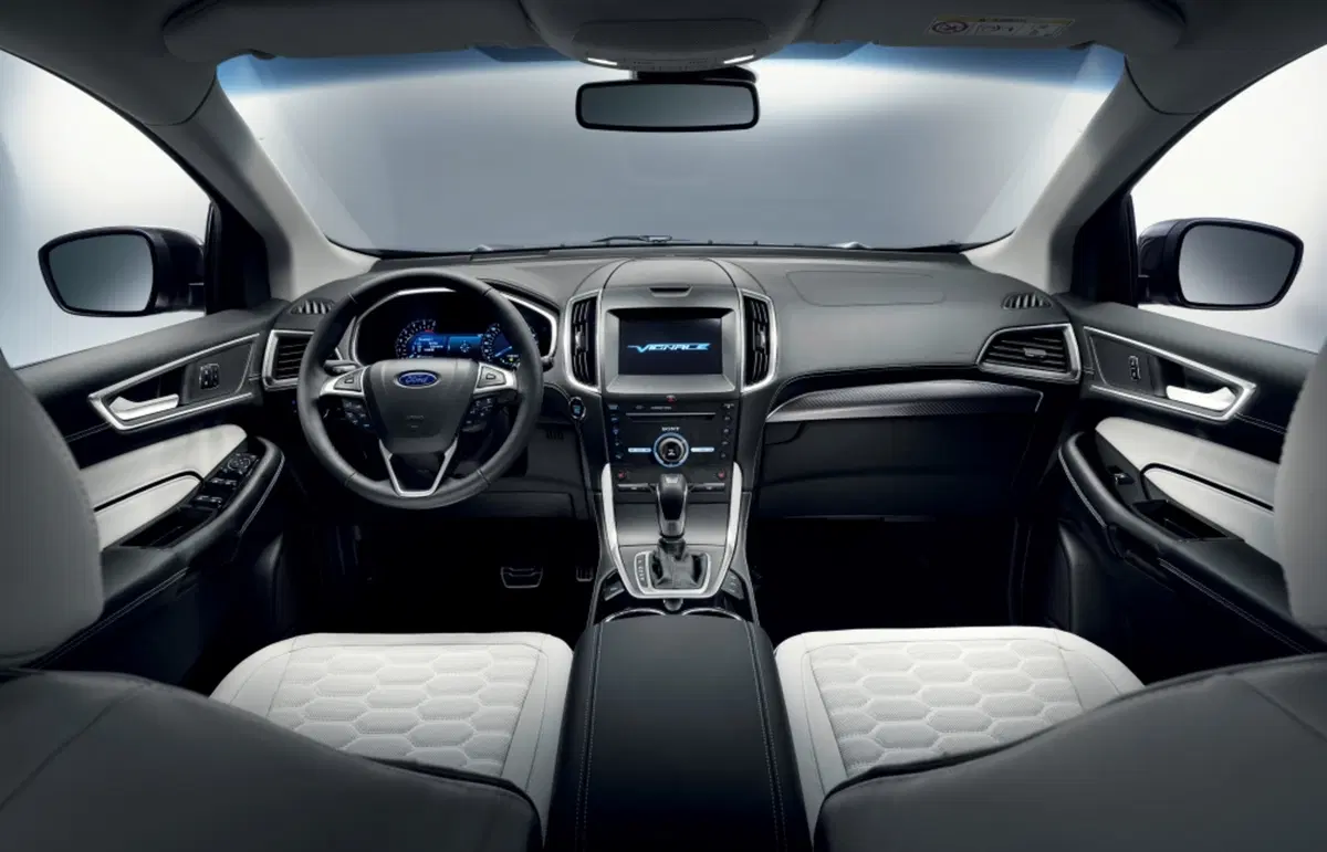 Ford Kuga Vignale Concept e Edge Vignale, lusso e tecnologia (3)