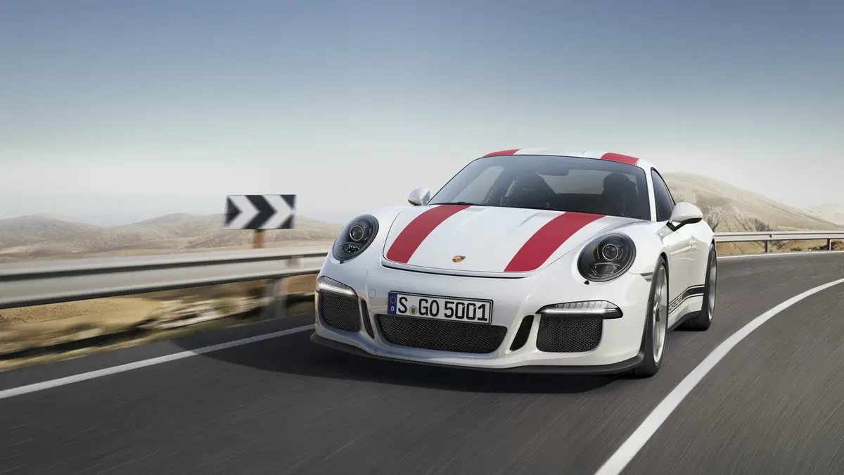 Porsche 911 R, classica sportiva (5)