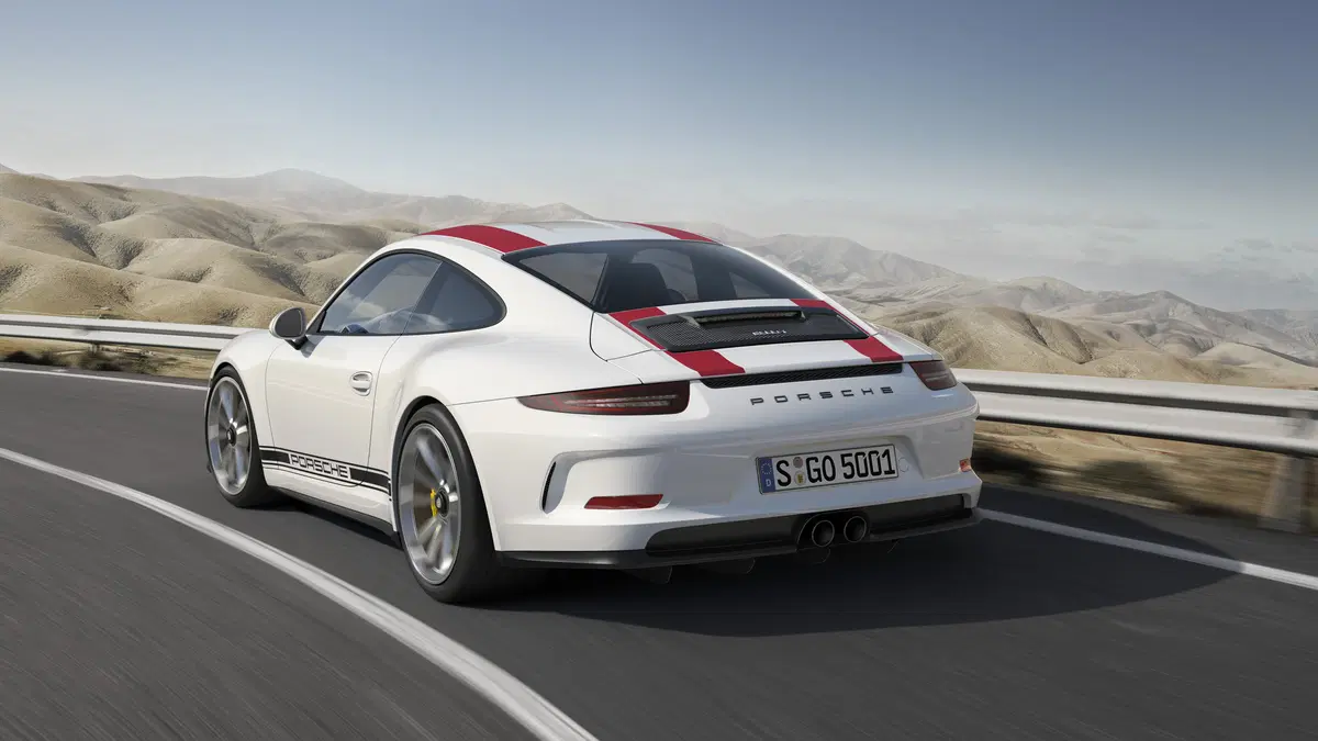 Porsche 911 R, classica sportiva (7)