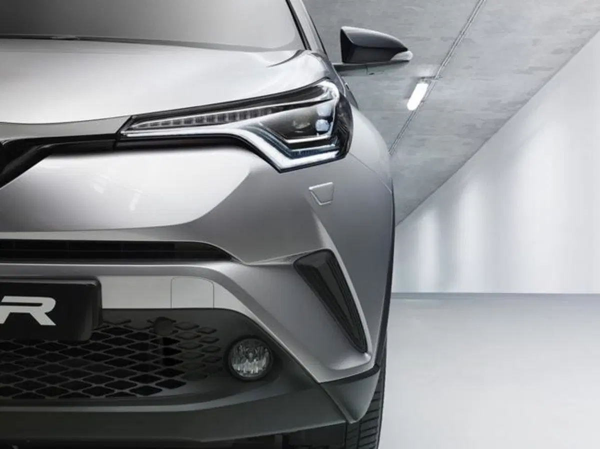 Toyota C-HR, crossover diamante (7)