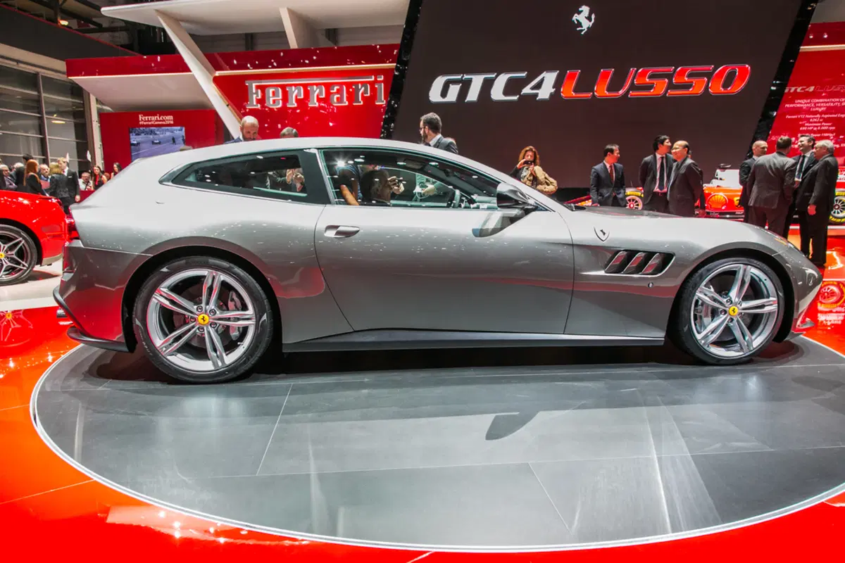 Ferrari al Salone di Ginevra 2016 (9)