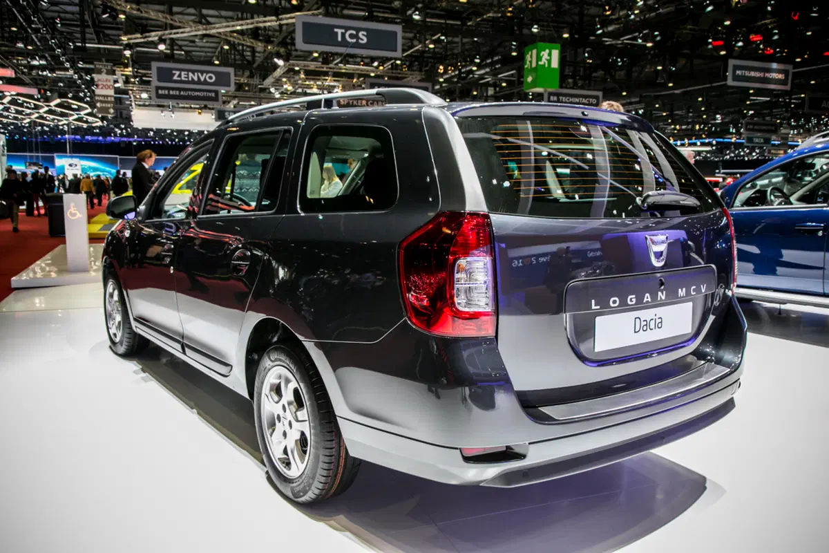 Dacia al Salone di Ginevra 2016 (2)
