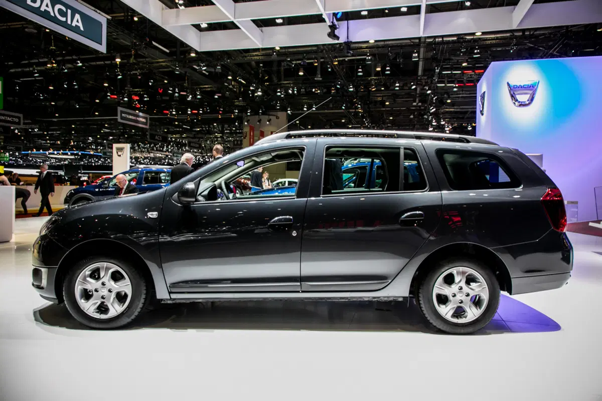Dacia al Salone di Ginevra 2016 (3)
