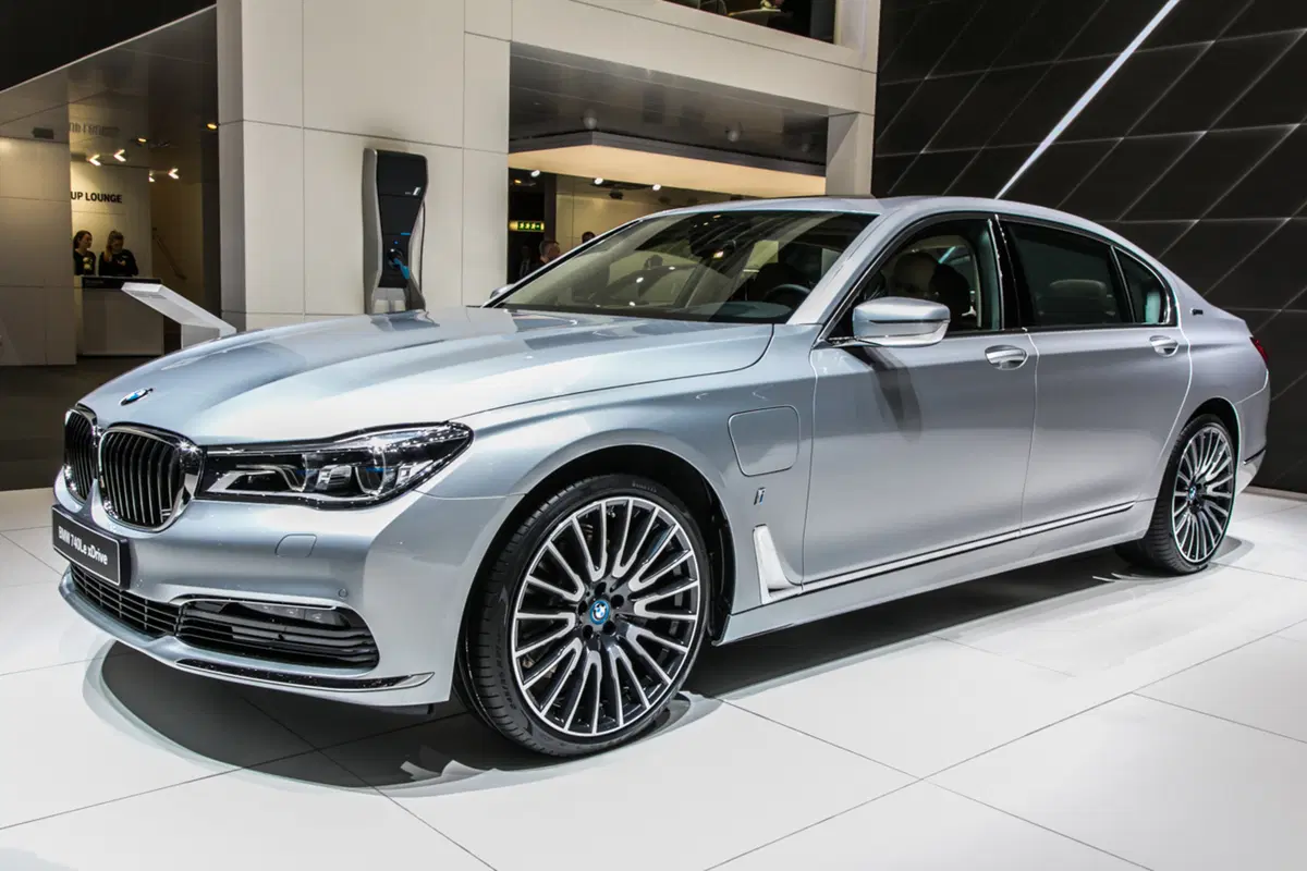 BMW al Salone di Ginevra 2016 (4)