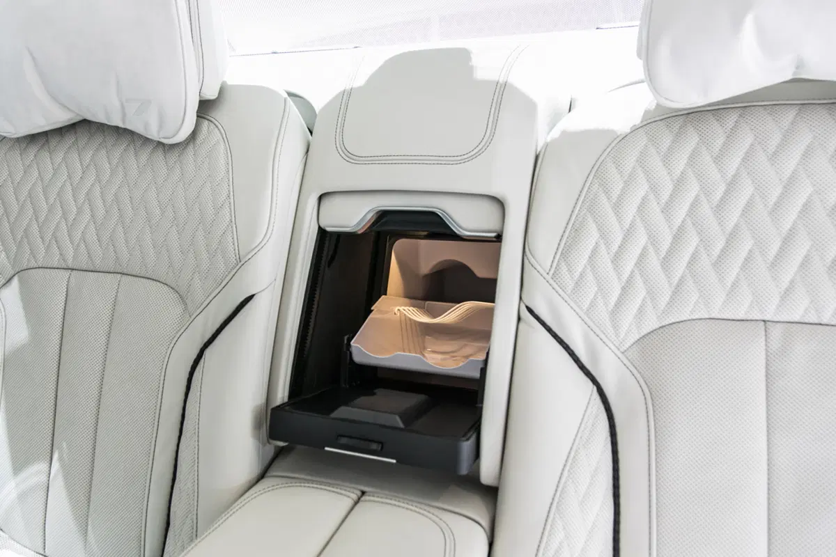 BMW al Salone di Ginevra 2016 (20)