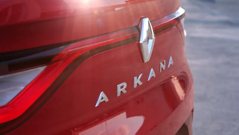 Renault Arkana, il nuovo C-SUV della Losanga