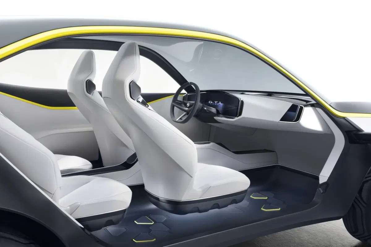 Opel GT X Experimental, l'Opel di domani (3)