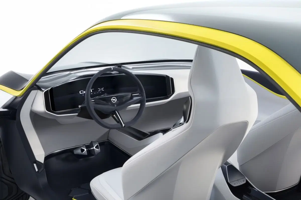 Opel GT X Experimental, l'Opel di domani (5)