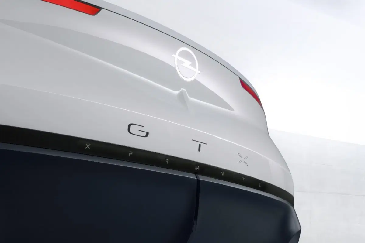 Opel GT X Experimental, l'Opel di domani (14)