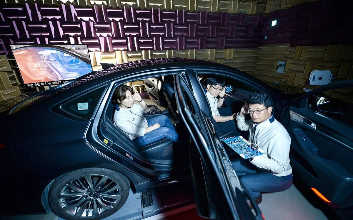 Hyundai Separated Sound Zone (SSZ), a ogni passeggero il suo audio [Video] (3)