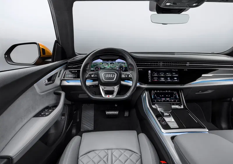 Audi Q8 (2018-->>) (11)