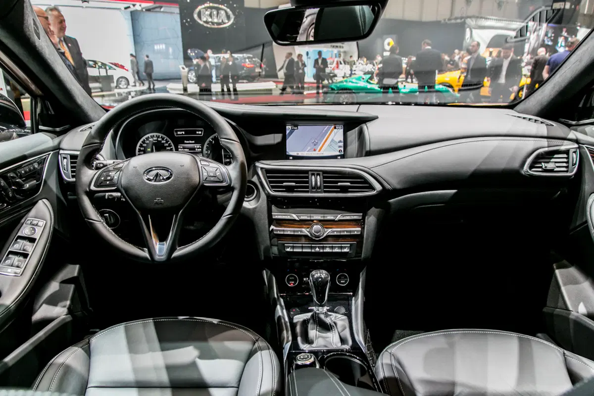 Infiniti al Salone di Ginevra 2016 (20)