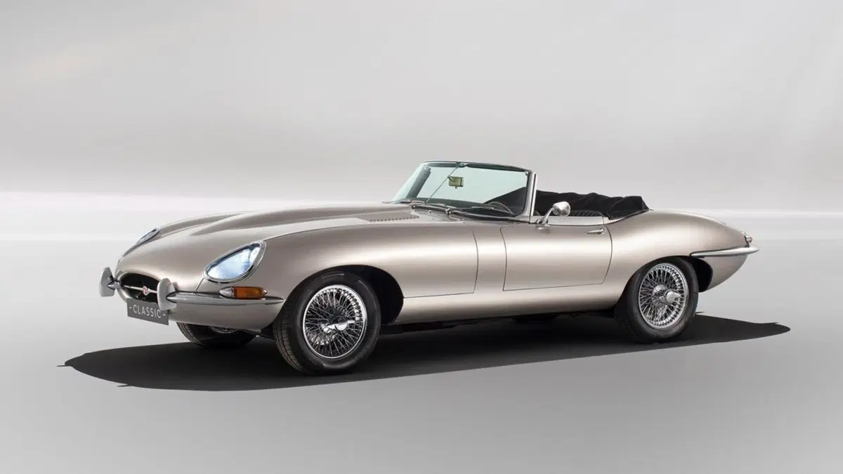 Jaguar, la rinascita elettrica della E-Type. Diventa un modello di serie (10)