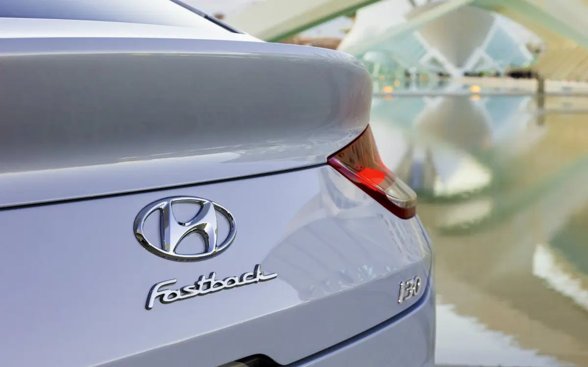 Hyundai i30 Fastback, quella con la coda (4)