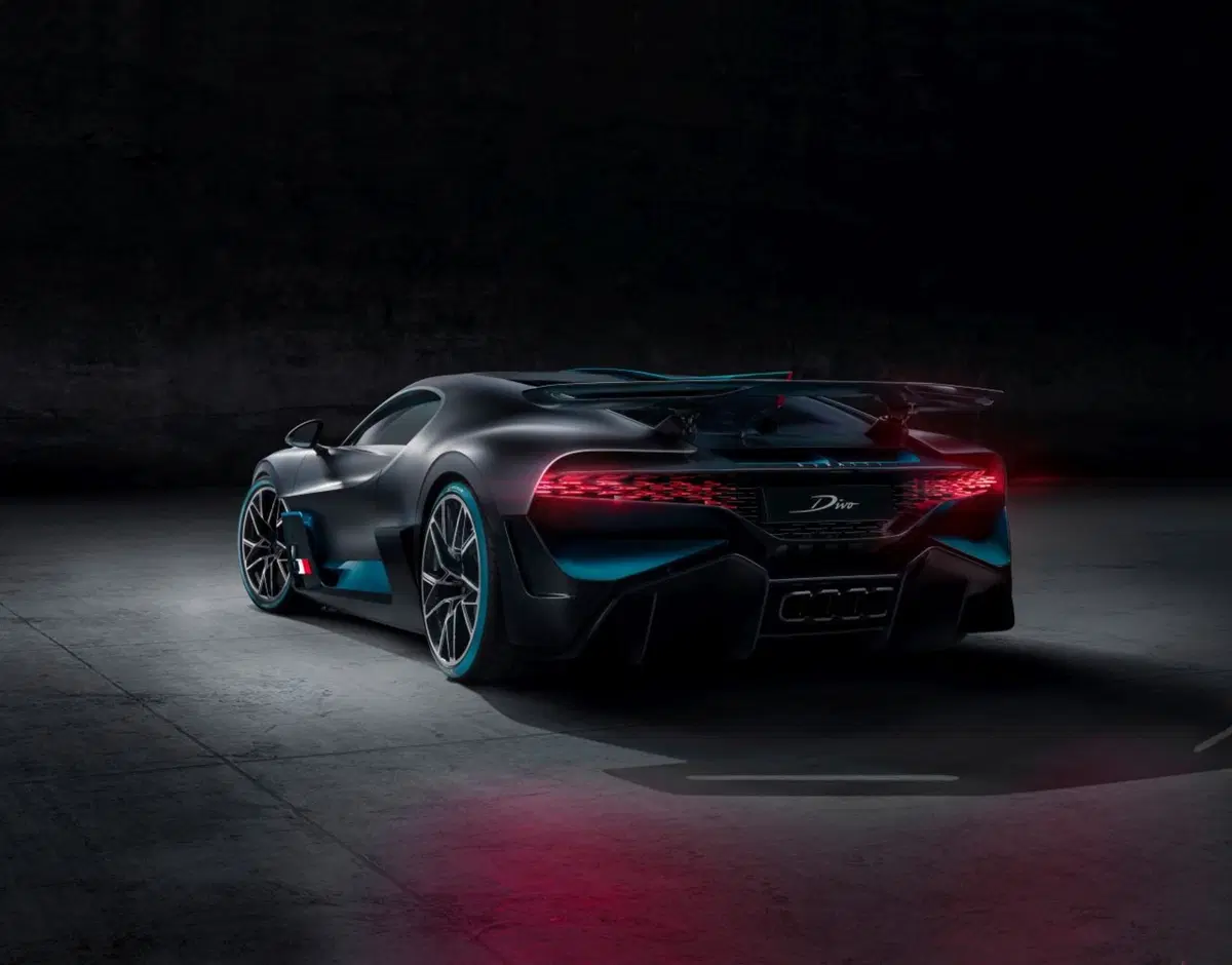 Bugatti Divo, agilità innanzitutto [Video] (2)