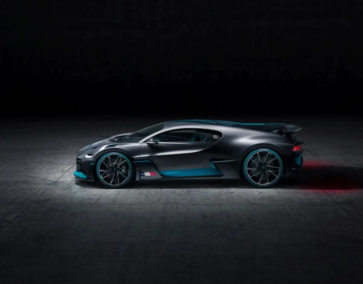 Bugatti Divo, agilità innanzitutto [Video] (7)