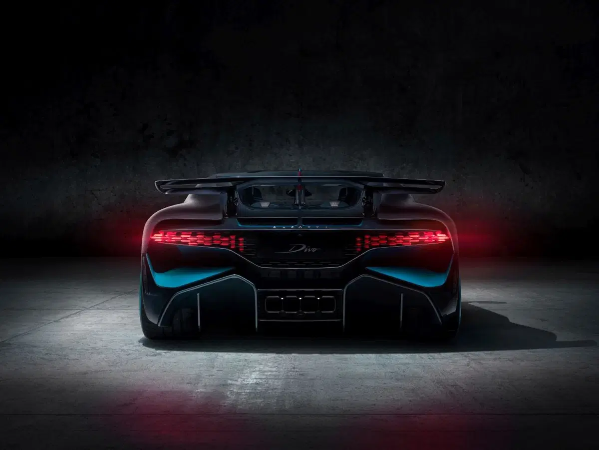 Bugatti Divo, agilità innanzitutto [Video] (8)