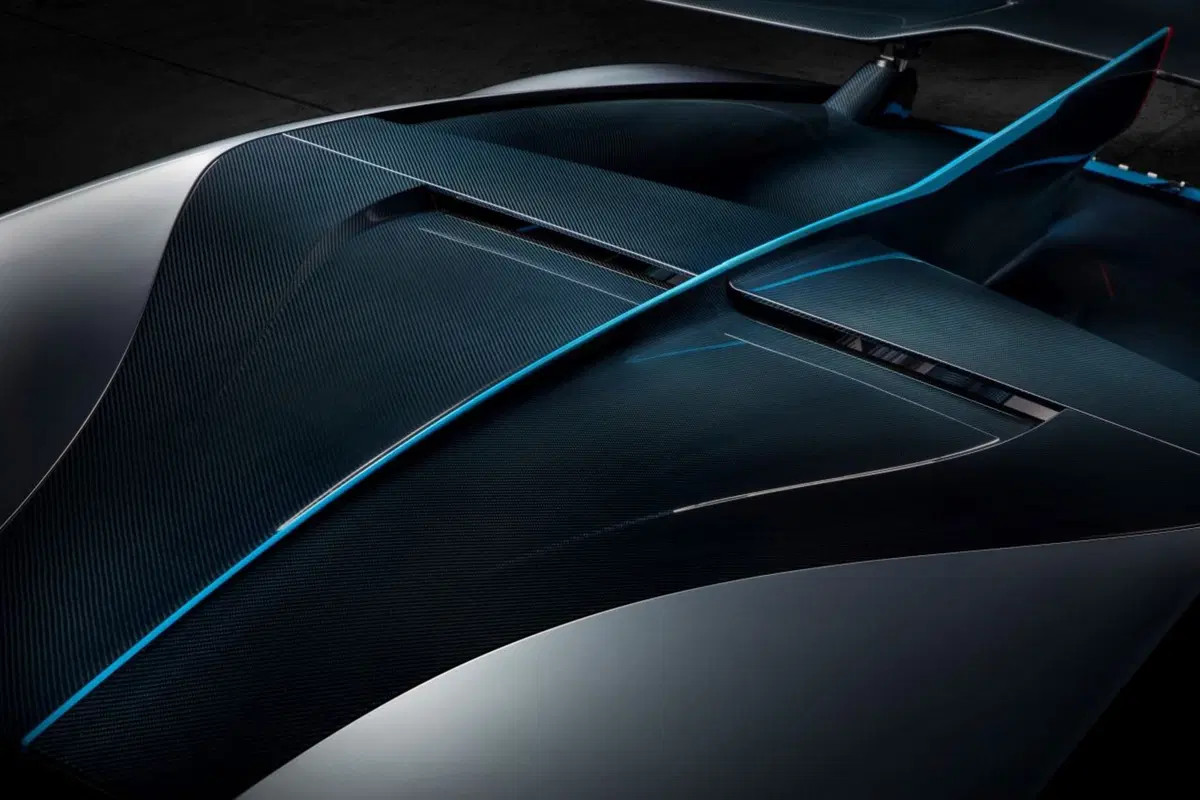 Bugatti Divo, agilità innanzitutto [Video] (17)