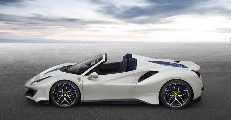 Ferrari 488 Pista Spider (laterale)