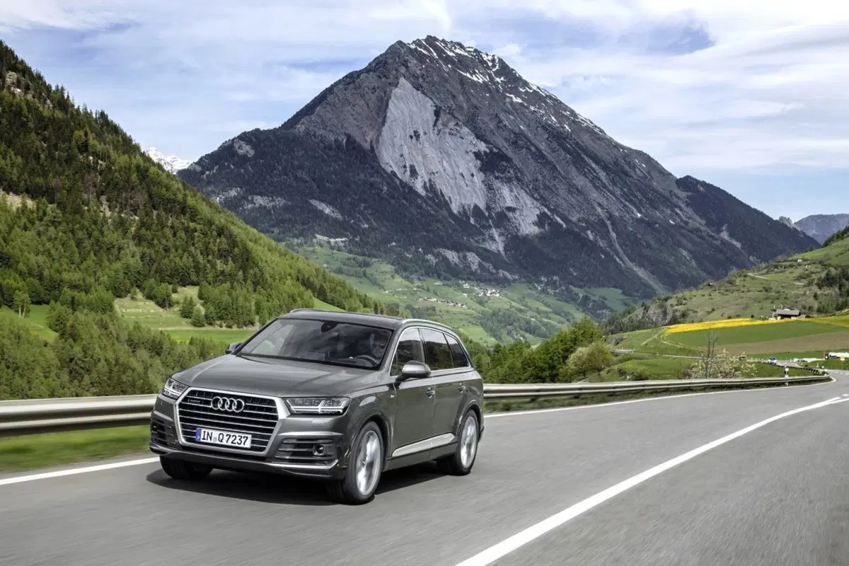 Audi Q7, arrivano i TDI 3.0 mild hybrid (3)