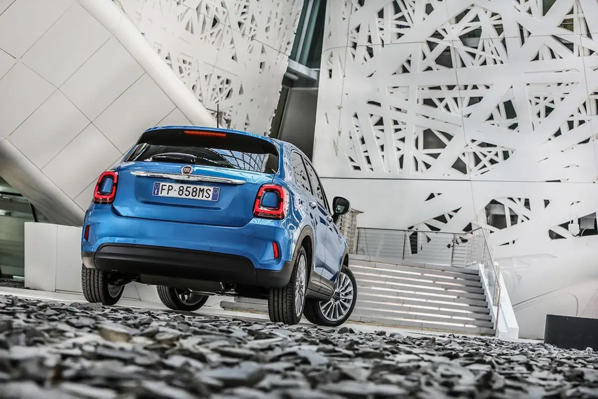 Fiat 500X, ecco il restyling di metà carriera (45)