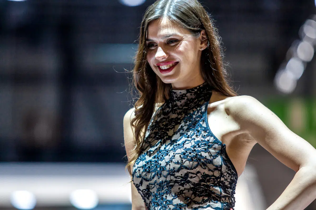 Salone di Ginevra 2016: le foto delle ragazze più belle (29)