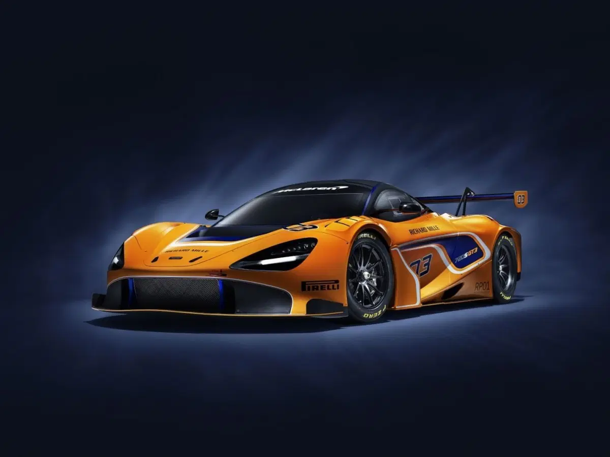McLaren 720S GT3, pronta per le corse (3)