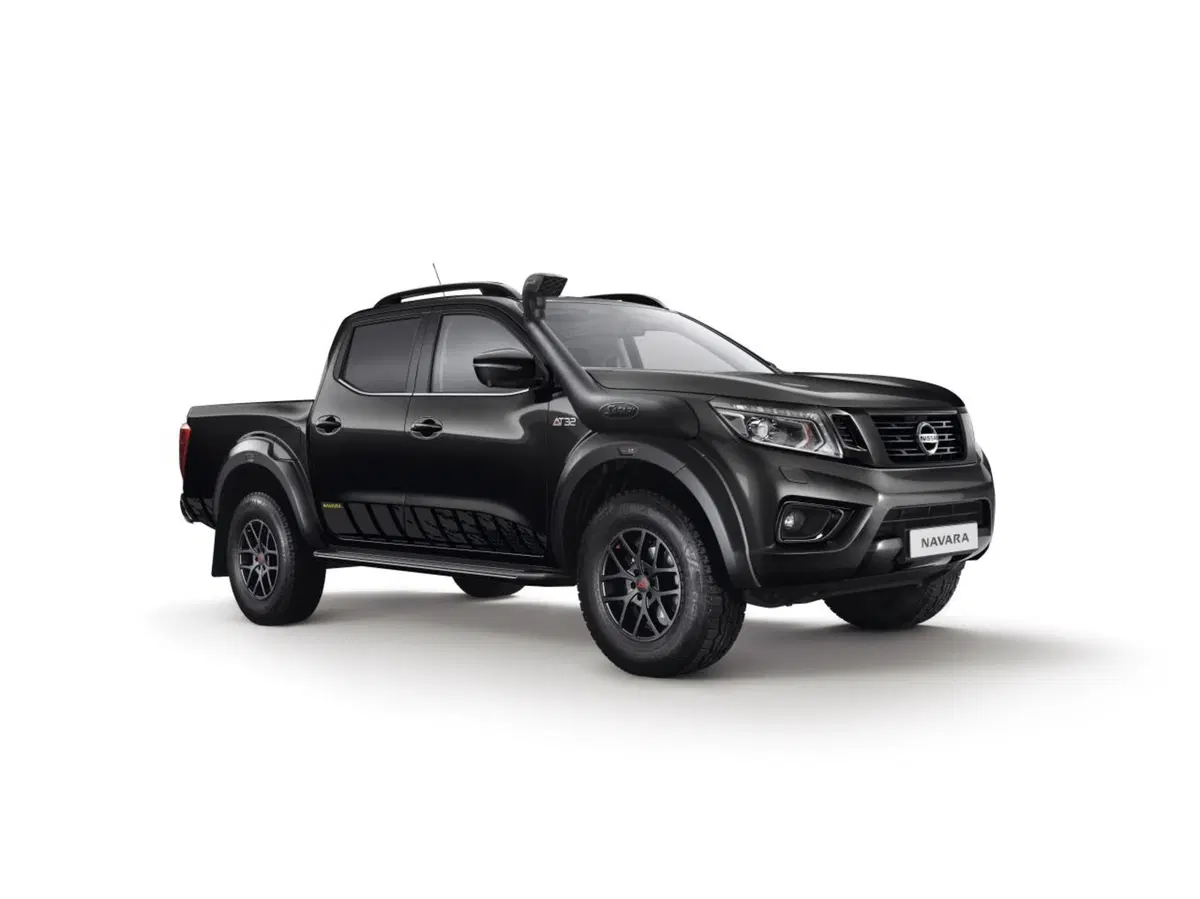 Nissan Navara N-Guard, serie speciale per il pick-up (3)