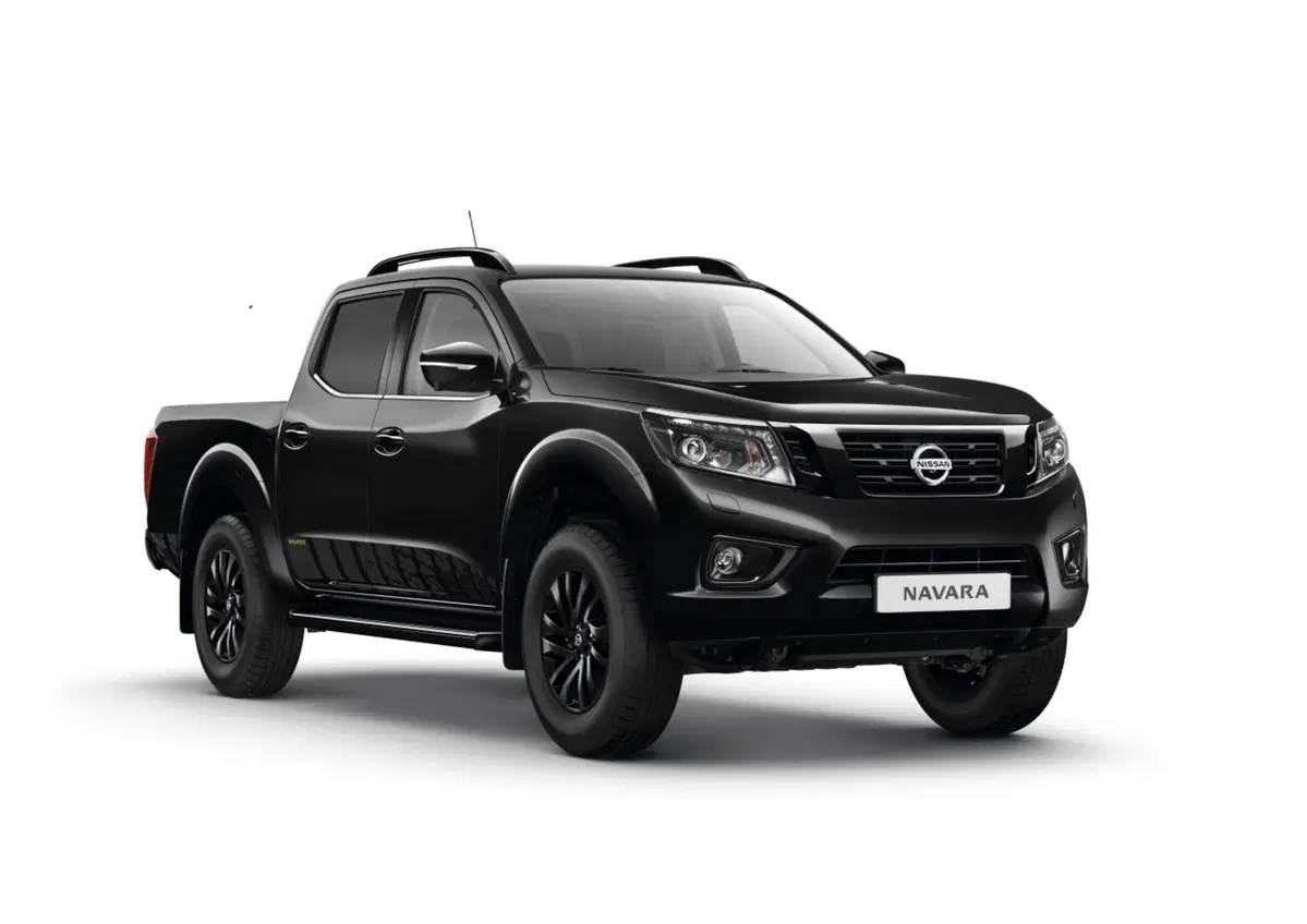 Nissan Navara N-Guard, serie speciale per il pick-up (6)