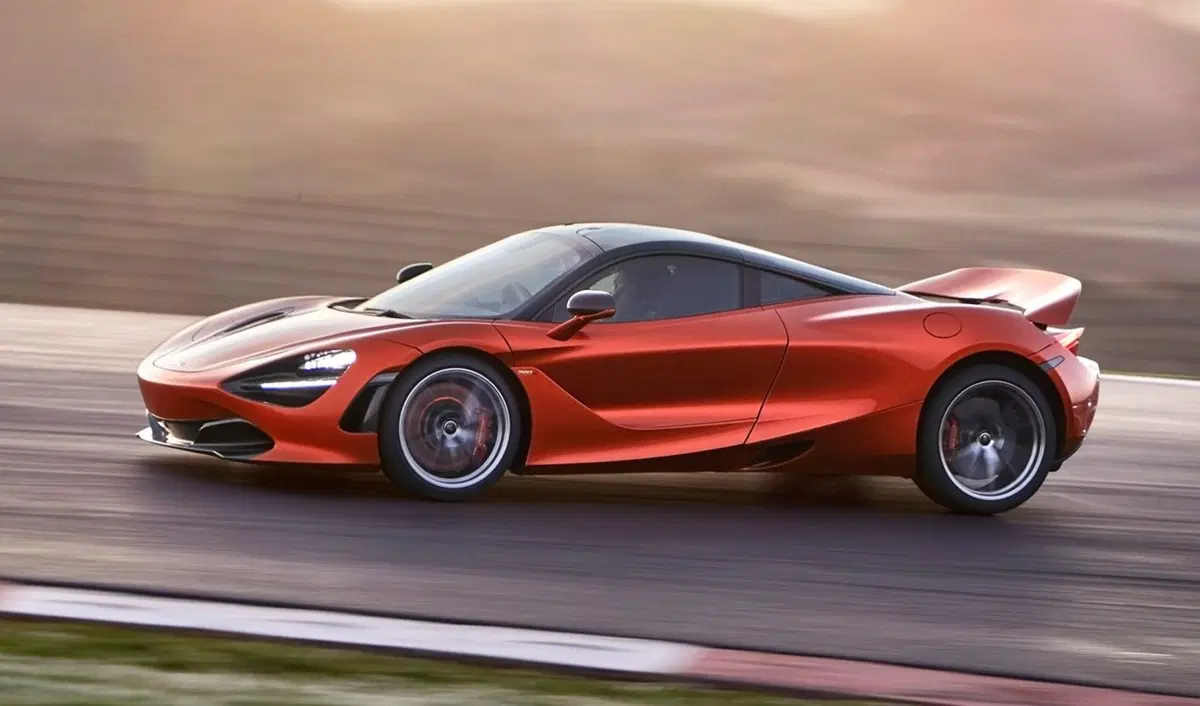 McLaren 720 S. Tutto il know-how di Woking su quattro ruote (4)