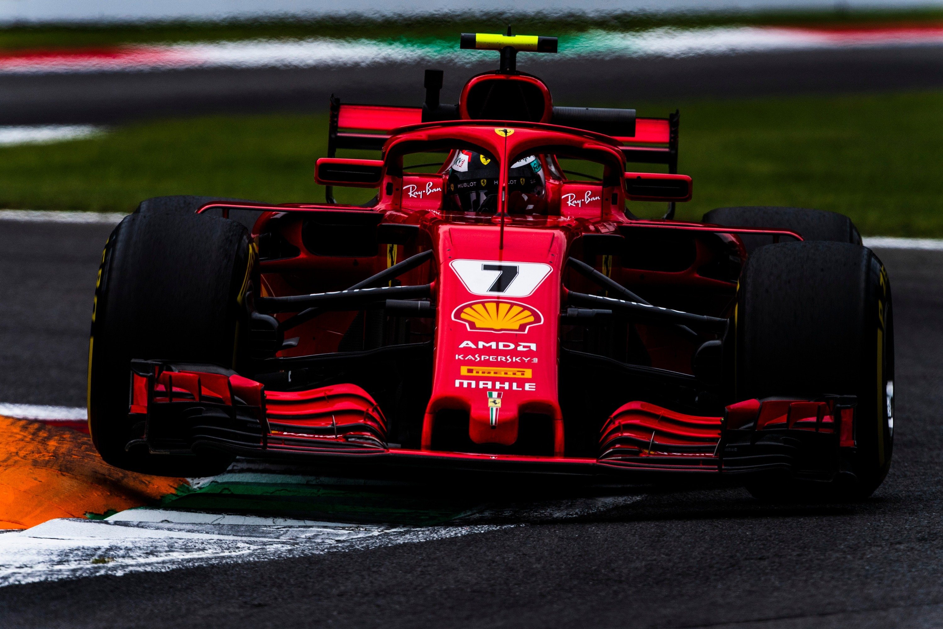 F1, GP Italia 2018: doppietta Ferrari in qualifica, &egrave; festa a Monza