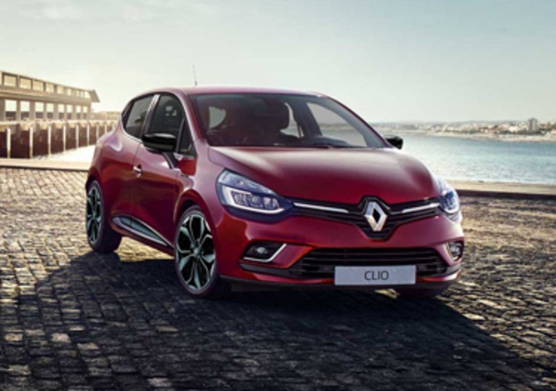 Renault nuova Clio in offerta a 99 euro / mese