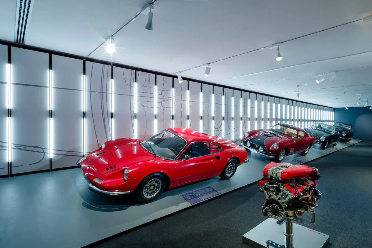 Museo Ferrari, a Maranello le mostre “Driven by Enzo” e “Passion and Legend” (8)