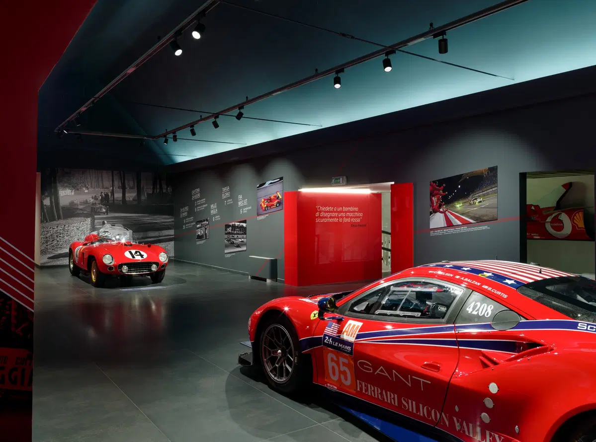 Museo Ferrari, a Maranello le mostre “Driven by Enzo” e “Passion and Legend” (11)