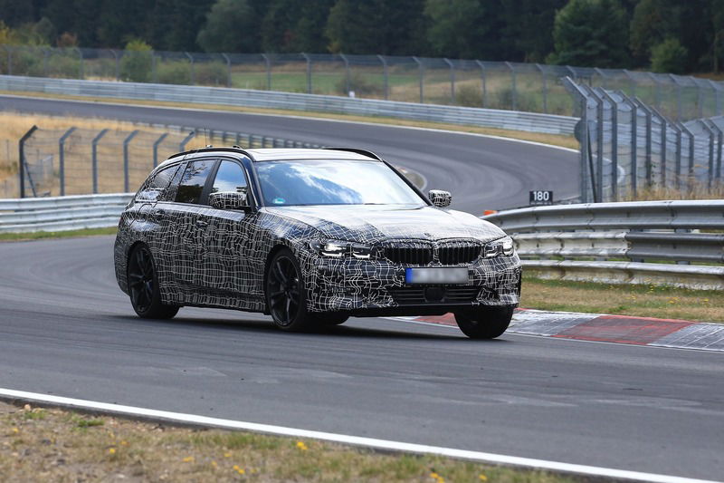 BMW serie 3 Touring, pizzicata la station wagon al Ring [Foto]